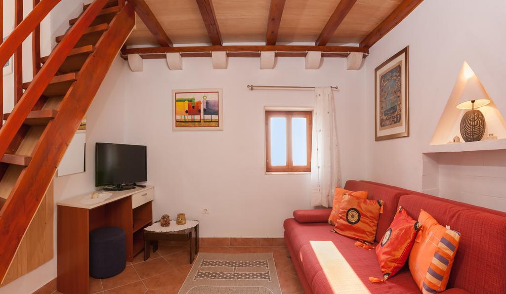 Holiday Home Vineyard House Μπολ Εξωτερικό φωτογραφία