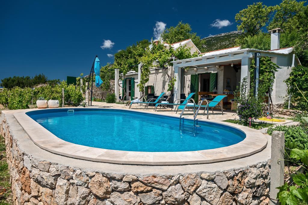 Holiday Home Vineyard House Μπολ Εξωτερικό φωτογραφία