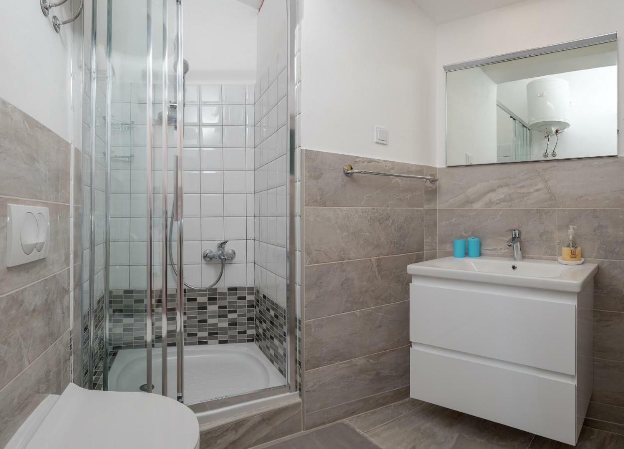 Holiday Home Vineyard House Μπολ Εξωτερικό φωτογραφία